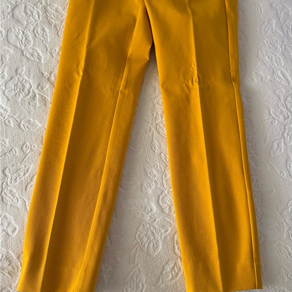 New York Company Petite yellow pans - Picture 5 of 5